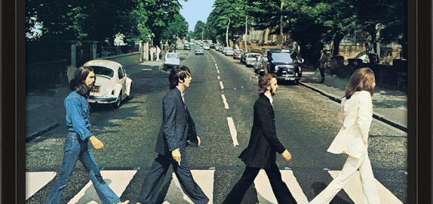 Beatles, 50 anni fa veniva scattata la mitica foto sulle strisce ad Abbey Road