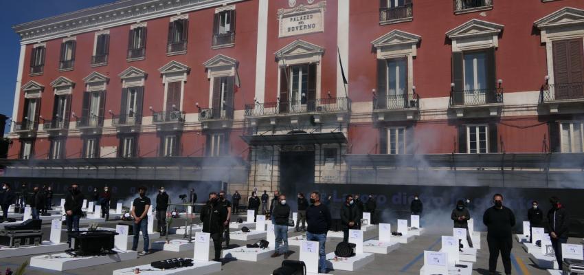 'C’è lavoro dietro le quinte'. Le aziende dello spettacolo protestano a Bari