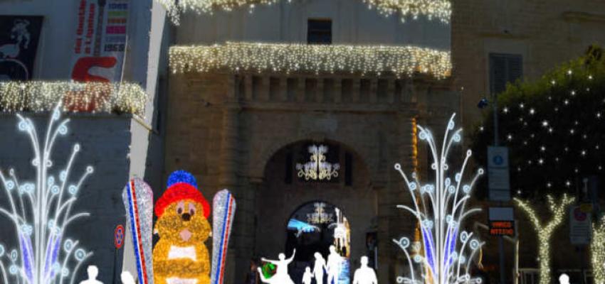 Meraviglioso Natale 2018 a Polignano a Mare: mercatini, luminarie e tanto divertimento per le famiglie