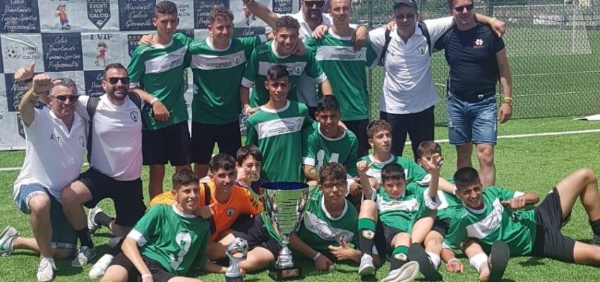 L'Under 15 dell'Usd Bitonto Calcio Bellavista si conferma campione nel 'Torneo Nazionale Del Mare - Albatour'