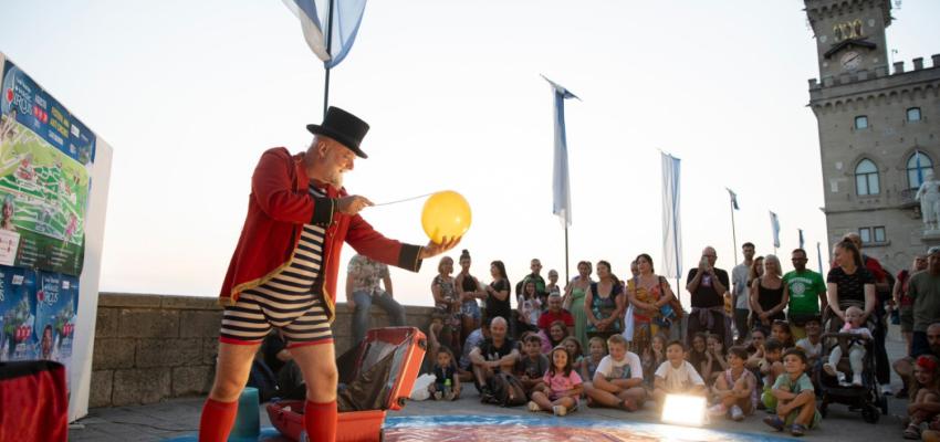 TARANTO: Otto spettacoli «tout public». Un’estate in cortile col Crest
