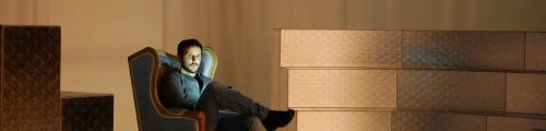 Rivive “L’Occhio del Diavolo” di Bergman attraverso lo spettacolo “Il Diavolo e La Vergine” di Marco Grossi al Teatro Traetta di Bitonto il 7 aprile